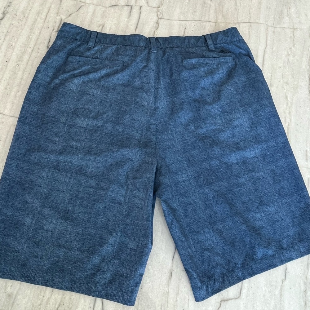MENS ADIDAS GOLF SHORTS BLUE NO SLIP WAIST SIZE 38 EXC